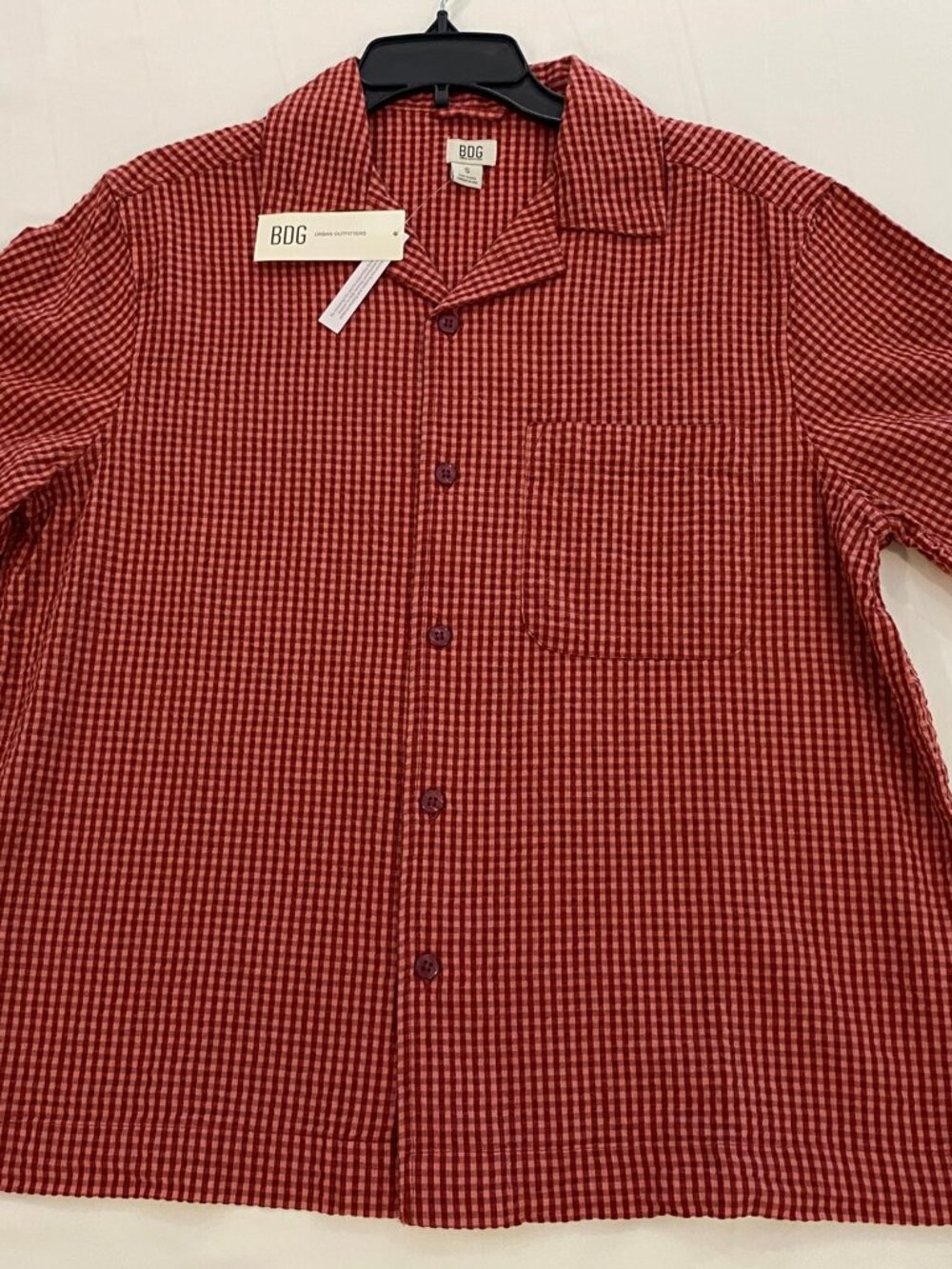 BDG Urban Outfitters Men's SS Camp Shirt - NWT - Small S Red Gingham Seersucker